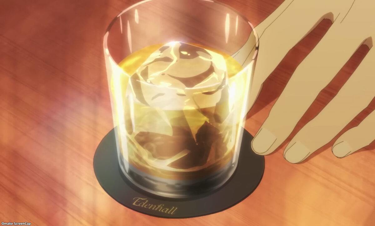 Bartender Glass Of God PV Whiskey On The Rocks