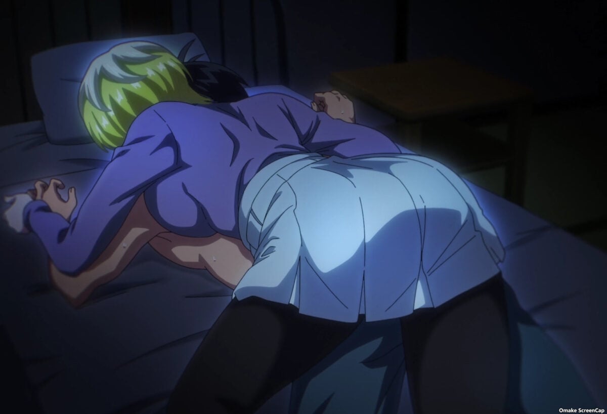 Chained Soldier Episode 8 Tenka Lays On Top Of Yuuki