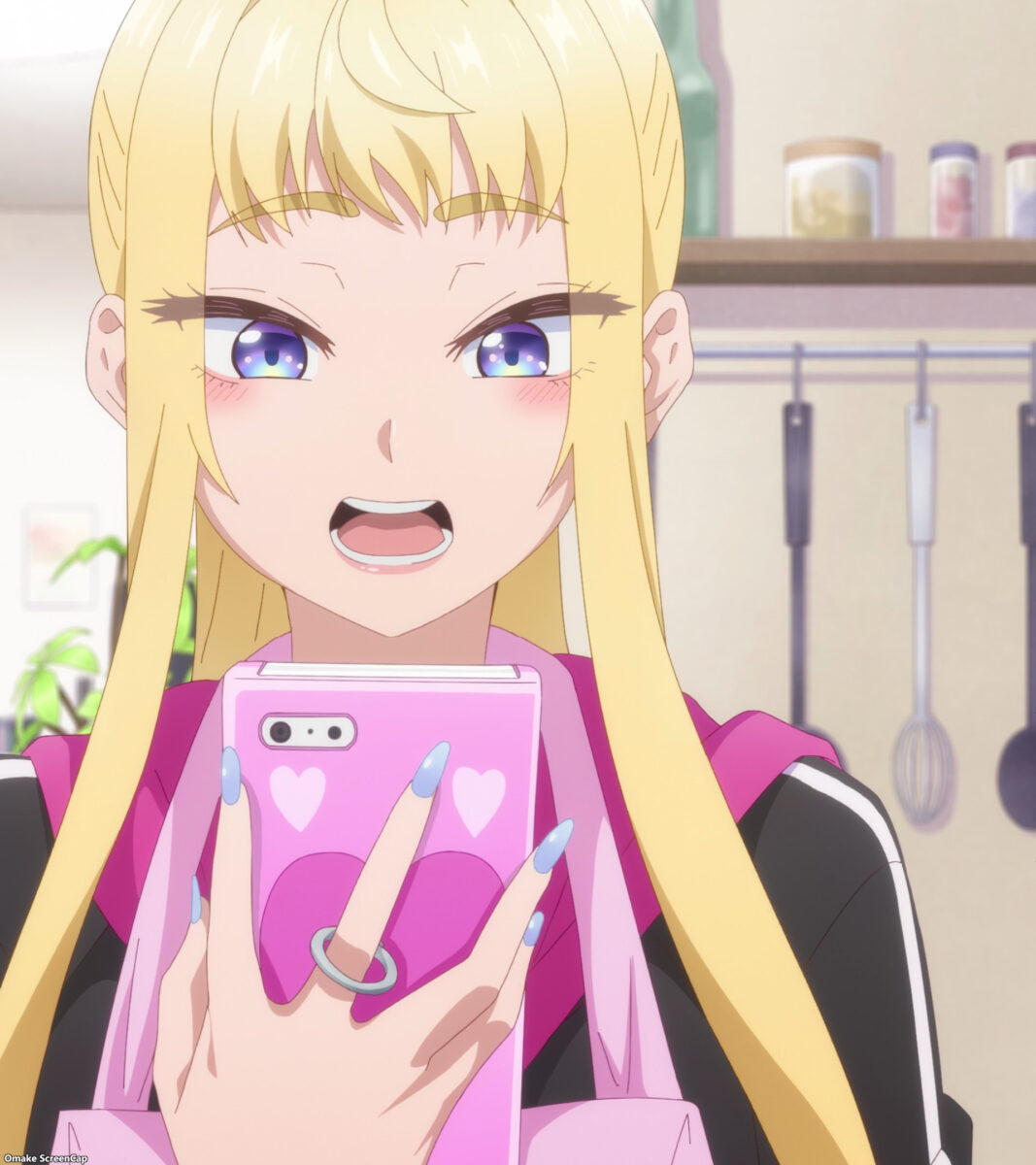 Hokkaido Gals Are Super Adorable Episode 5 Minami Talks On Phone