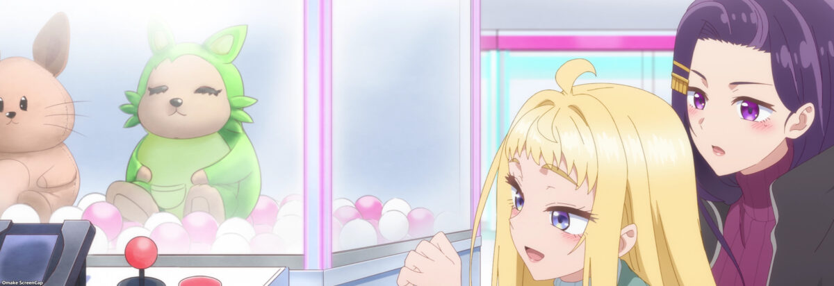 Hokkaido Gals Are Super Adorable Episode 8 Minami Sayuri Hide Behind Crane Game