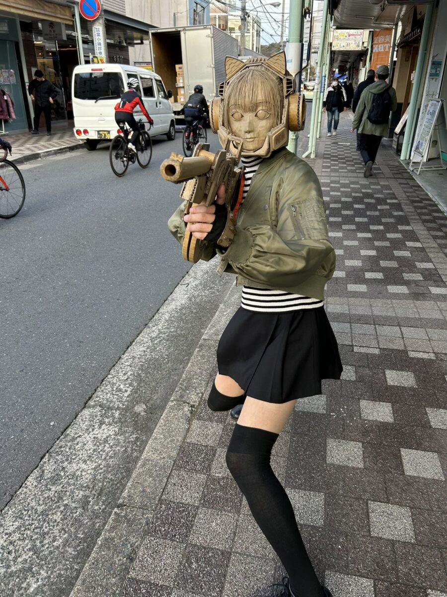 Nami Aidakko Cardboard Crossplay