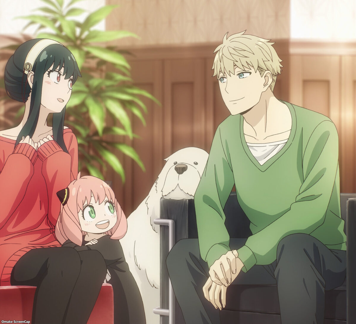 Spy X Family Episode 21 Lloyd Smiles At Yor Couple