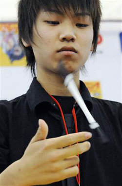 Pen Spinning Champion