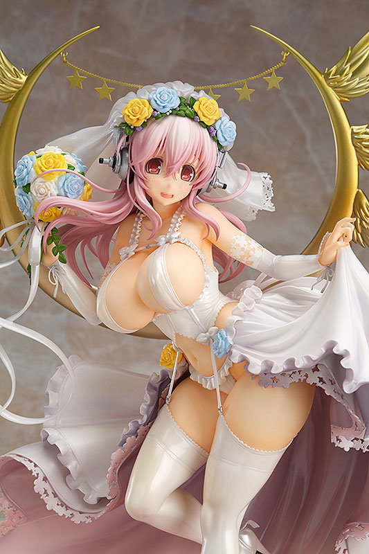 Sonico Is Getting Married in Her 10th Anniversary Figure!