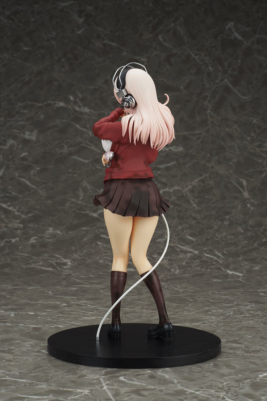 Super Sonico NureSuke Satsueikai Winter Co De Version Figure 0003