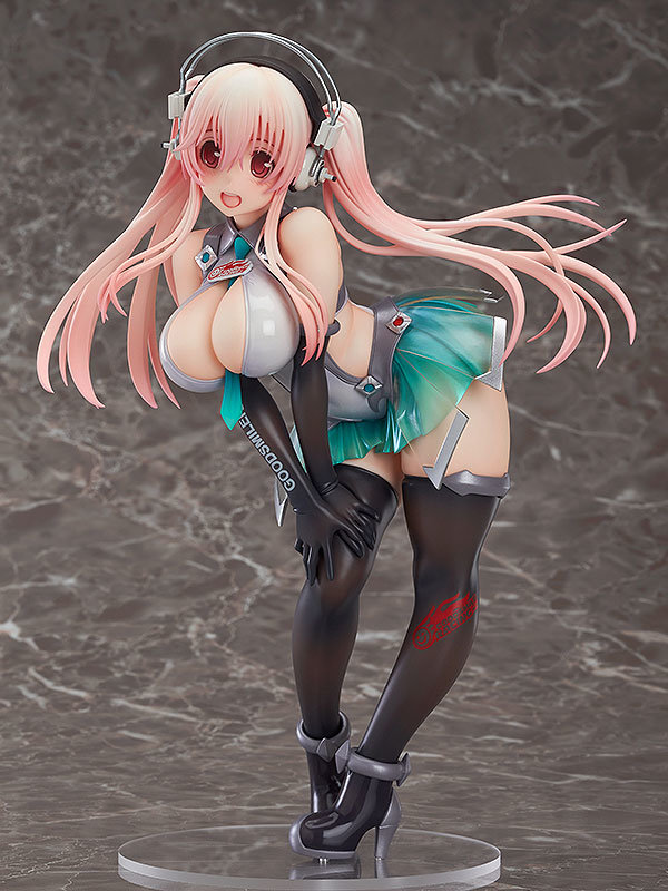 Super Sonico Racing Hatsune Miku Version Figure 0003