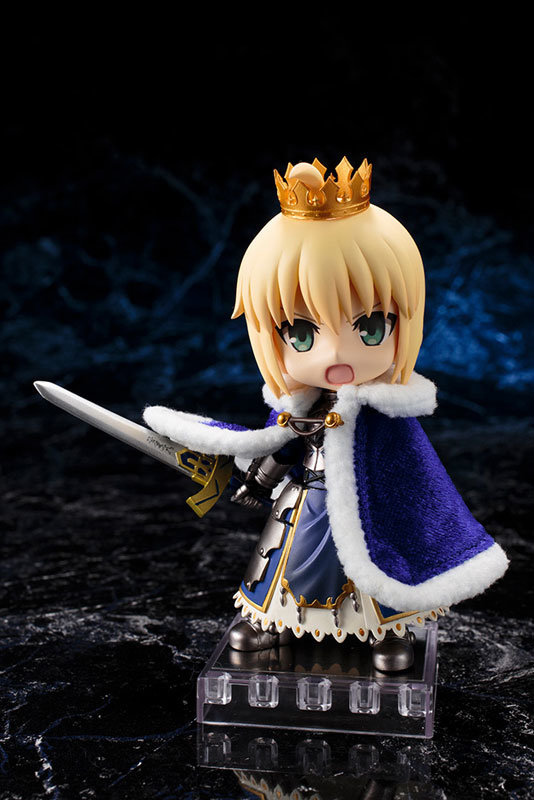 Fate Grand Order Saber Altria Pendragon Posable Figure 0010