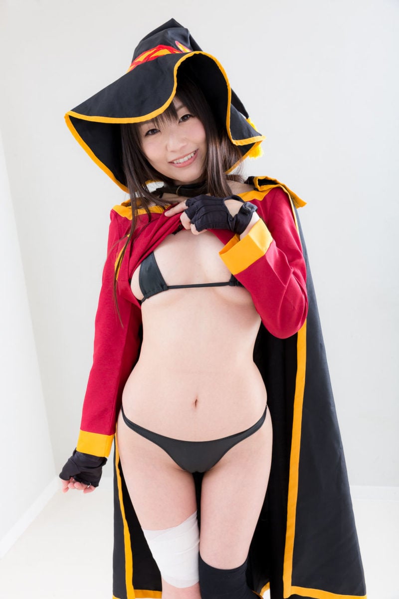 Ero Cosplay Of KonoSuba Megumin By Tsubomi 0001