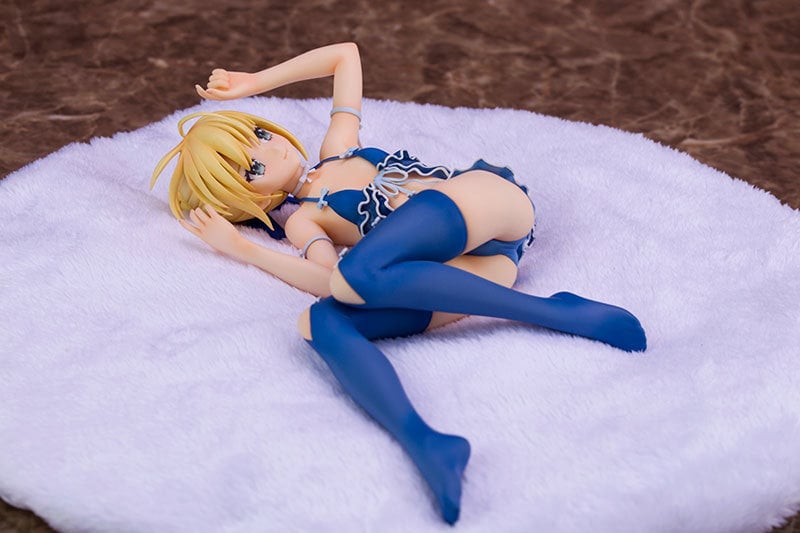 Fate Extella Altria Pendragon Anime Figure 0002