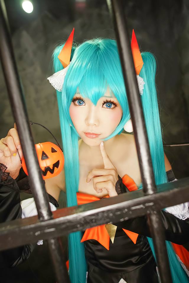 Adorable Halloween Version Of Hatsune Miku By Ely Cosplay 0002