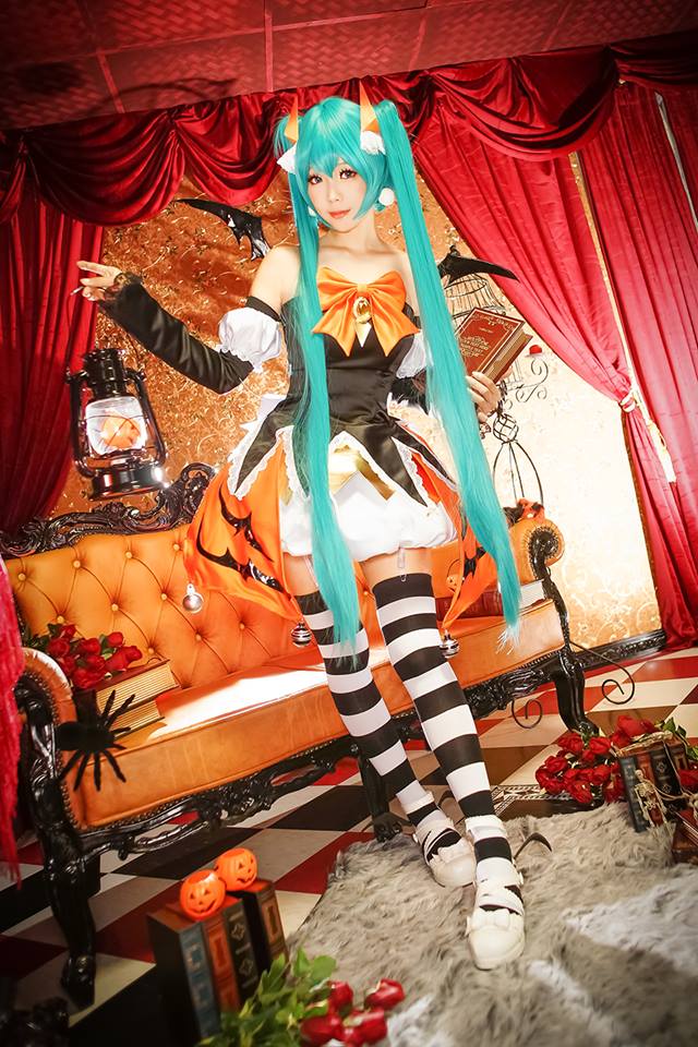 Adorable Halloween Version Of Hatsune Miku By Ely Cosplay 0008