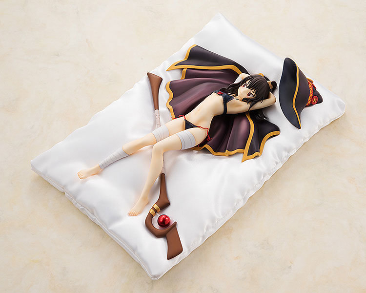 KonoSuba Megumin Dakimakura Anime Figure 0003