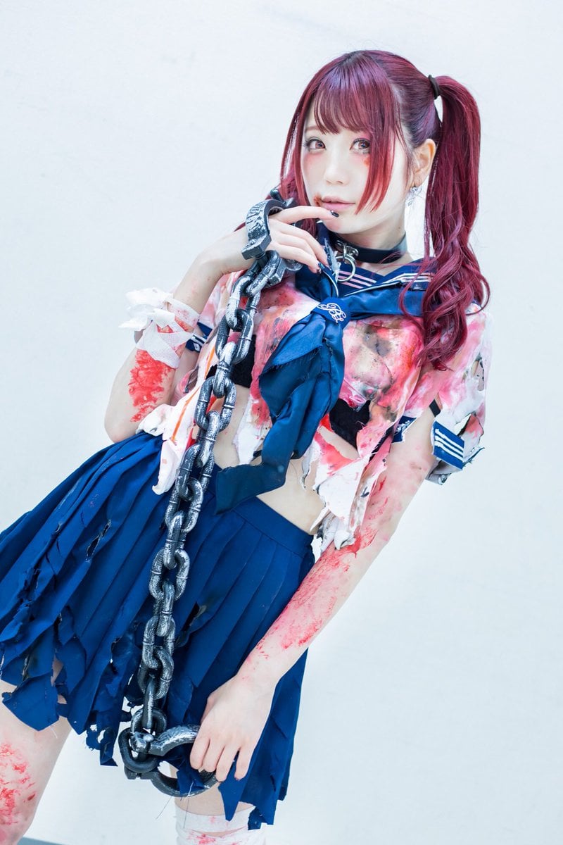 Beat Up School Girl Cosplay By 岩瀬唯奈 1