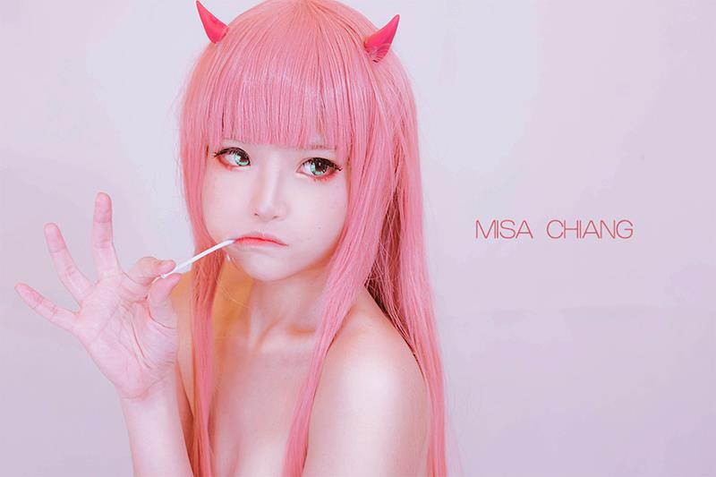Darling In The FranXX Zero Two Cosplay By Misa Chiang 2