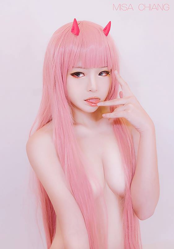 Darling In The FranXX Zero Two Cosplay By Misa Chiang 3
