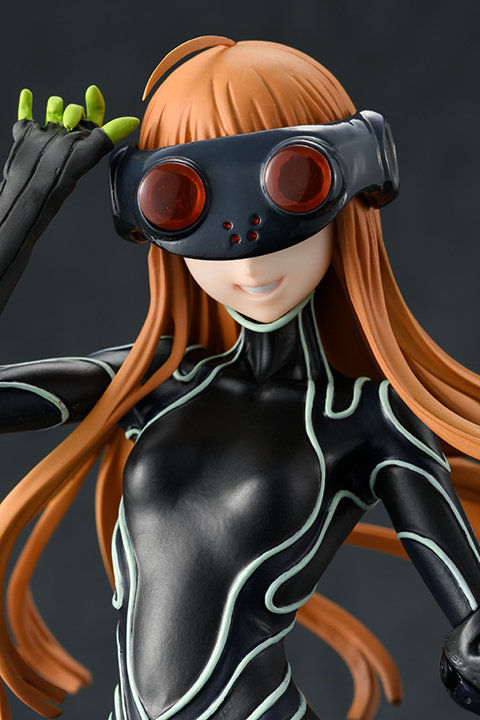 Persona 5 Futaba Sakura Thief Version Figure With Light Up Base 12