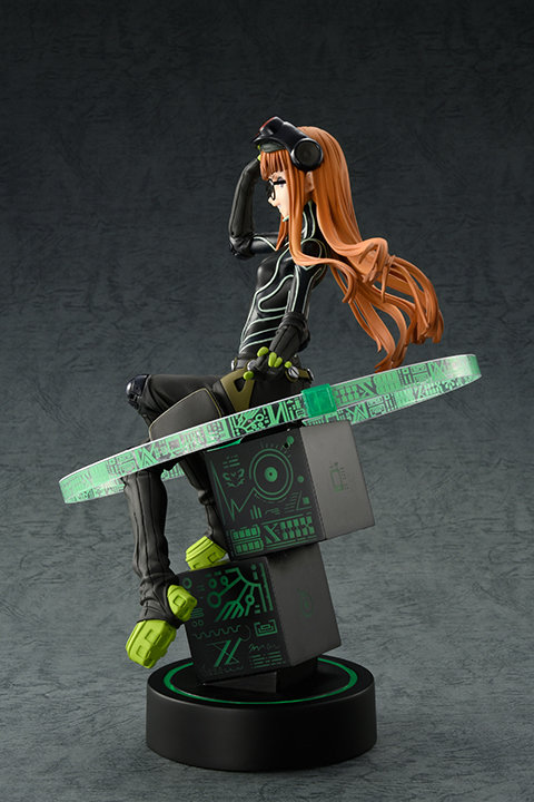 Persona 5 Futaba Sakura Thief Version Figure With Light Up Base 3