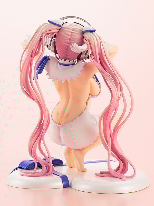 Super Sonico X Danmachi Figure 0003