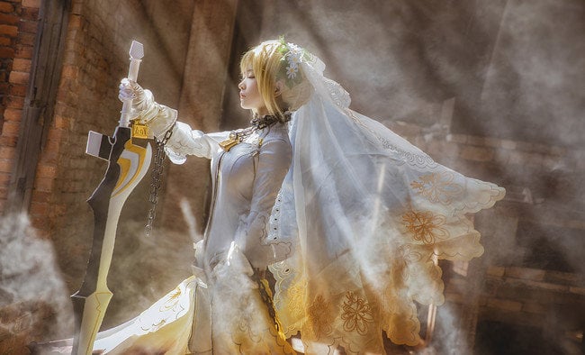 Fate Grand Order Busty Nero Claudius Cosplay 0009