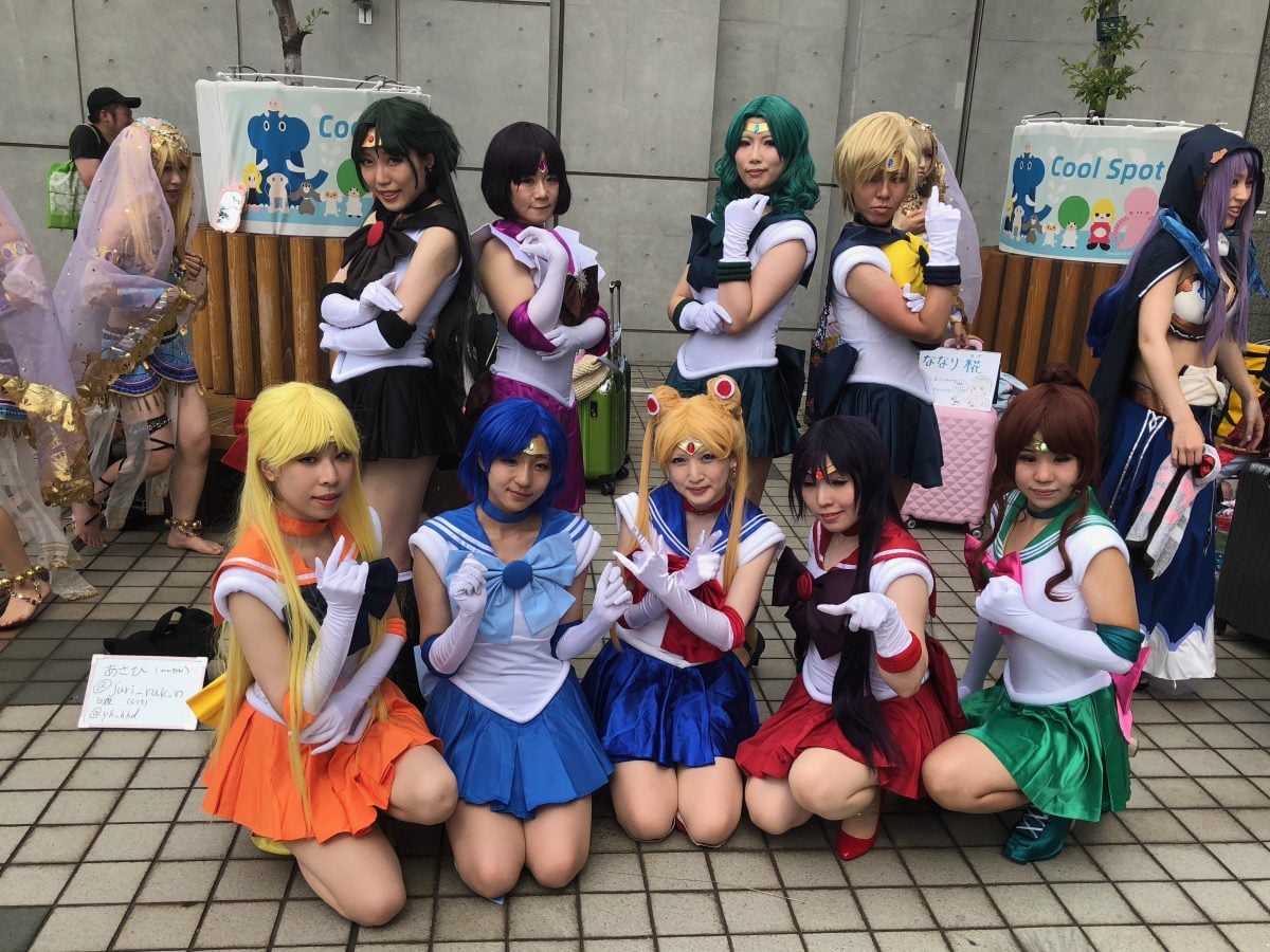 Attending Comiket940005