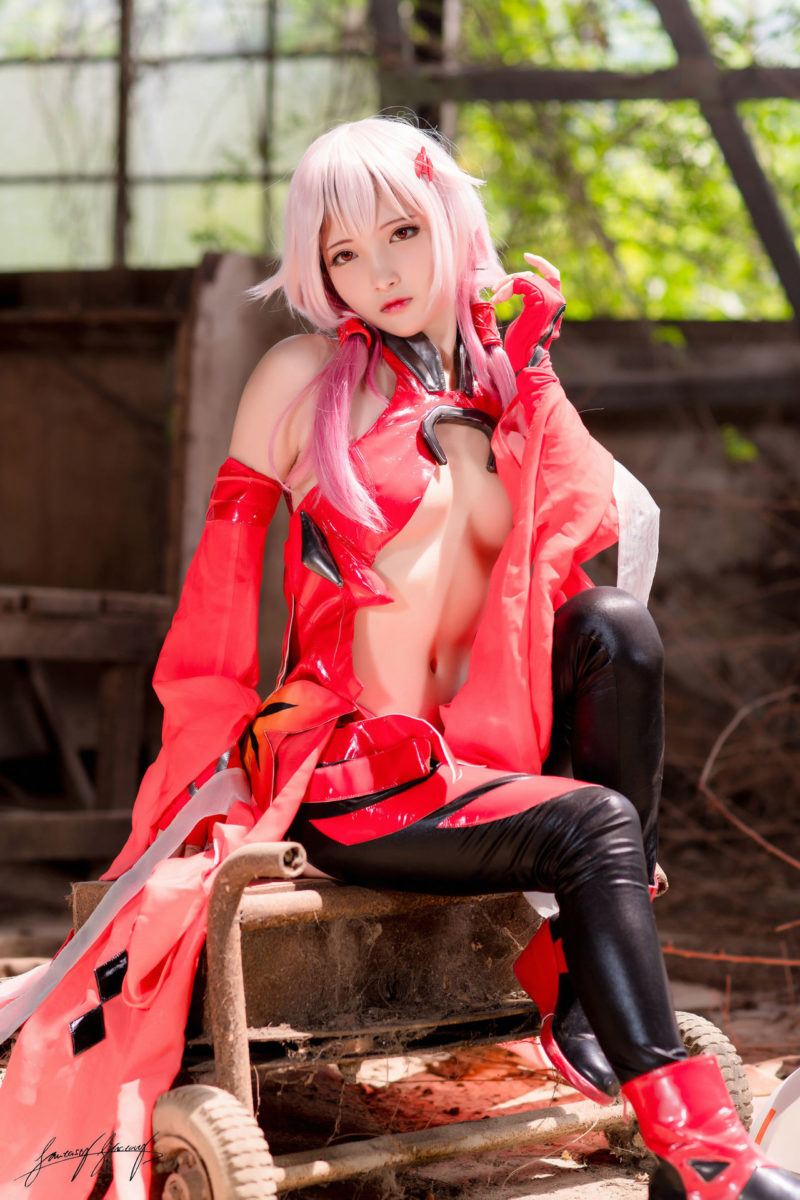 Guilty Crown Inori Yuzuriha Cosplay By Small Pinkrose 7