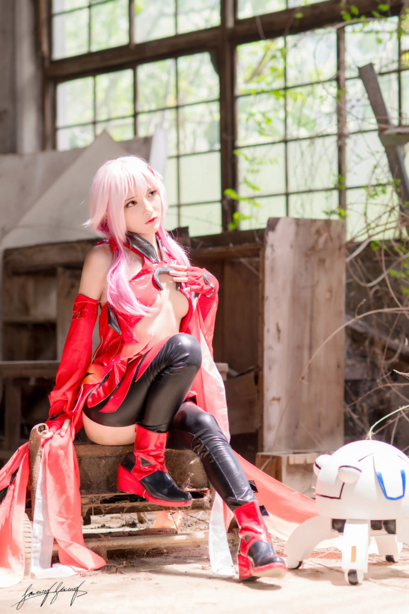 Guilty Crown Inori Yuzuriha Cosplay By Small Pinkrose 8