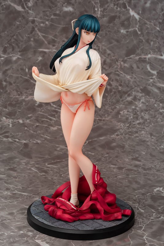 Iyanakao Sarenagara Opantsu Misete Moraitai Figure Miko San Iori Izumo 0003