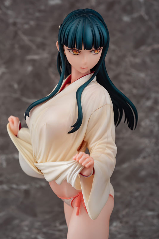 Iyanakao Sarenagara Opantsu Misete Moraitai Figure Miko San Iori Izumo 0008