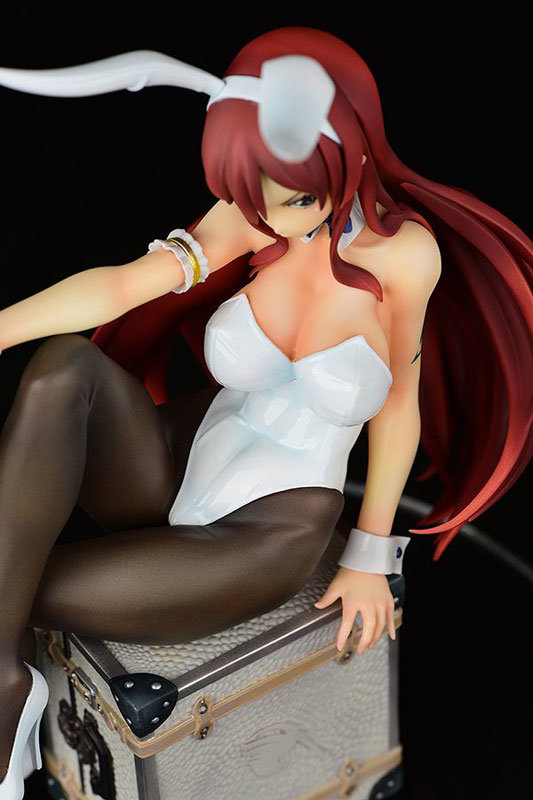 Fairy Tail Erza Scarlet White Bunny Girl Figure 0004