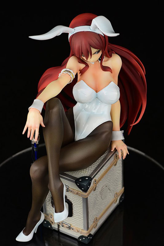 Fairy Tail Erza Scarlet White Bunny Girl Figure 0023