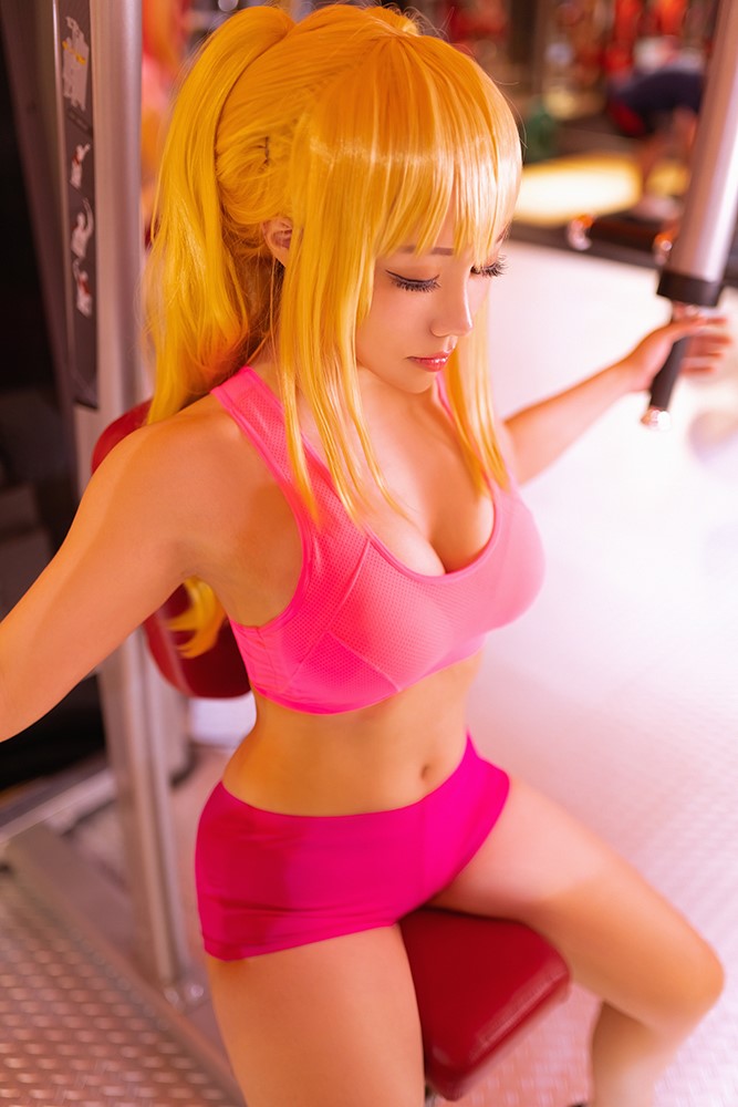 How Heavy Are The Dumbbells You Lift Hibiki Sakura Cosplay By Chihiro 3