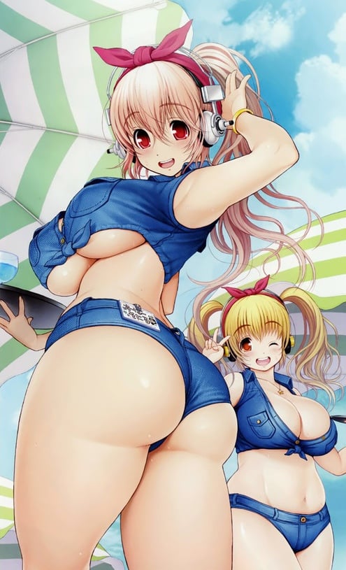 Super Sonico And Pochaco