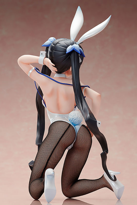 DanMachi Hestia Bunny Figure 0004