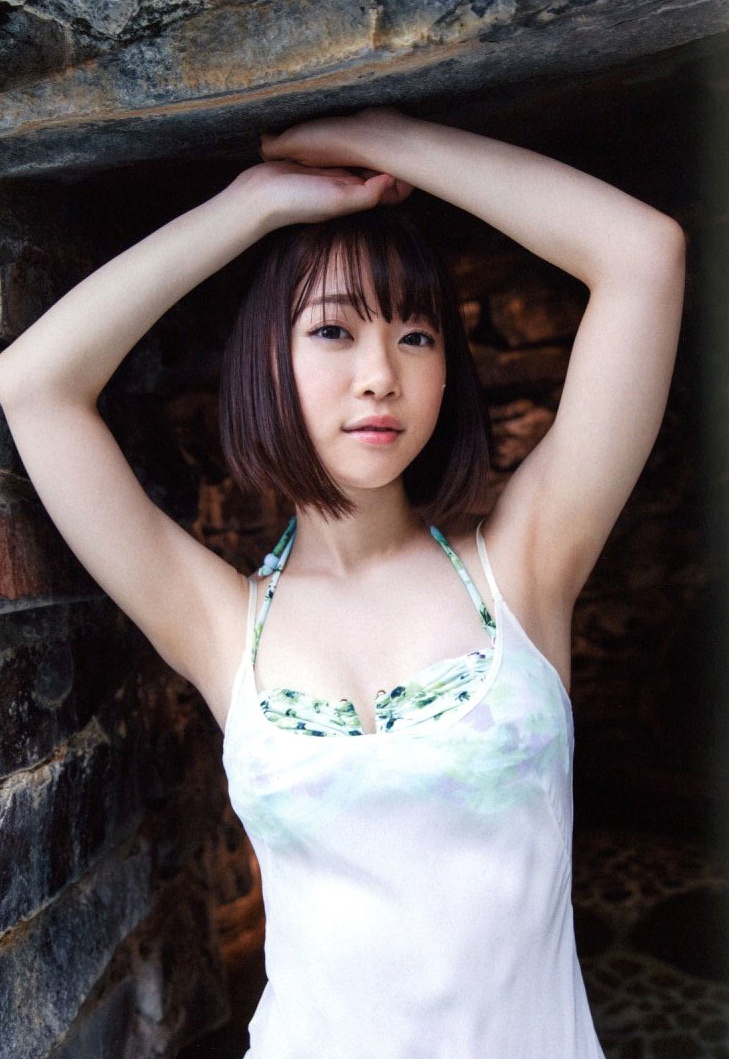 Yura Kano Goes To A Secret Place Image 05