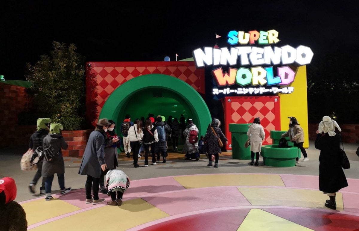 Super Nintendo World Entrance