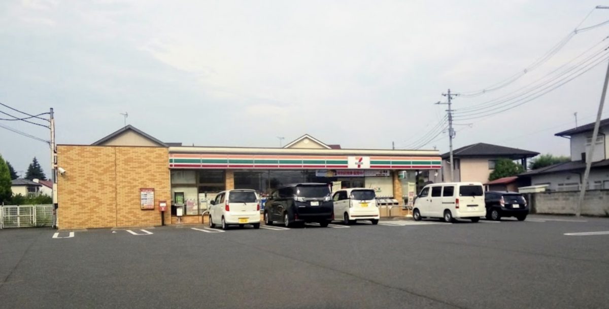 A Seven-Eleven Japan Near J-List