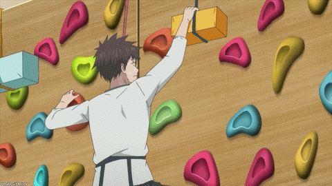 Uzaki Chan Wants To Hang Out! S2 Episode 3 Sakurai Climbs Wall