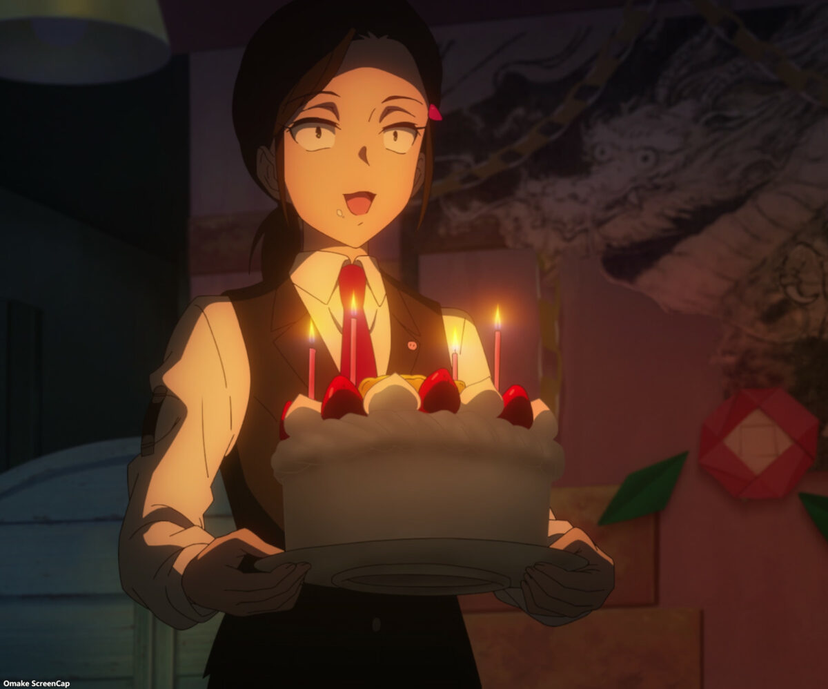 Akiba Maid War Episode 5 Tenchou Carries Birthday Cake