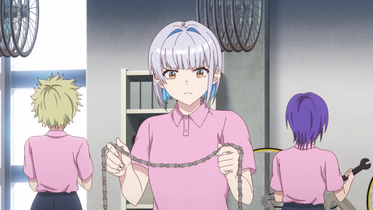 Rinkai! Episode 5 Nana Holds Chain Links