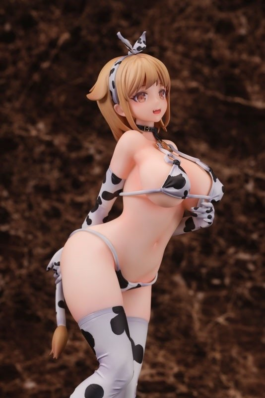 Lewd Anime Figures Daiki Kogyou Ushi Musume Figure Side View Cropped