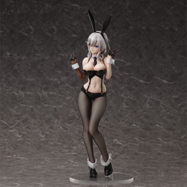 FREEing Washington B STYLE Bunny Figure Front View Full 02