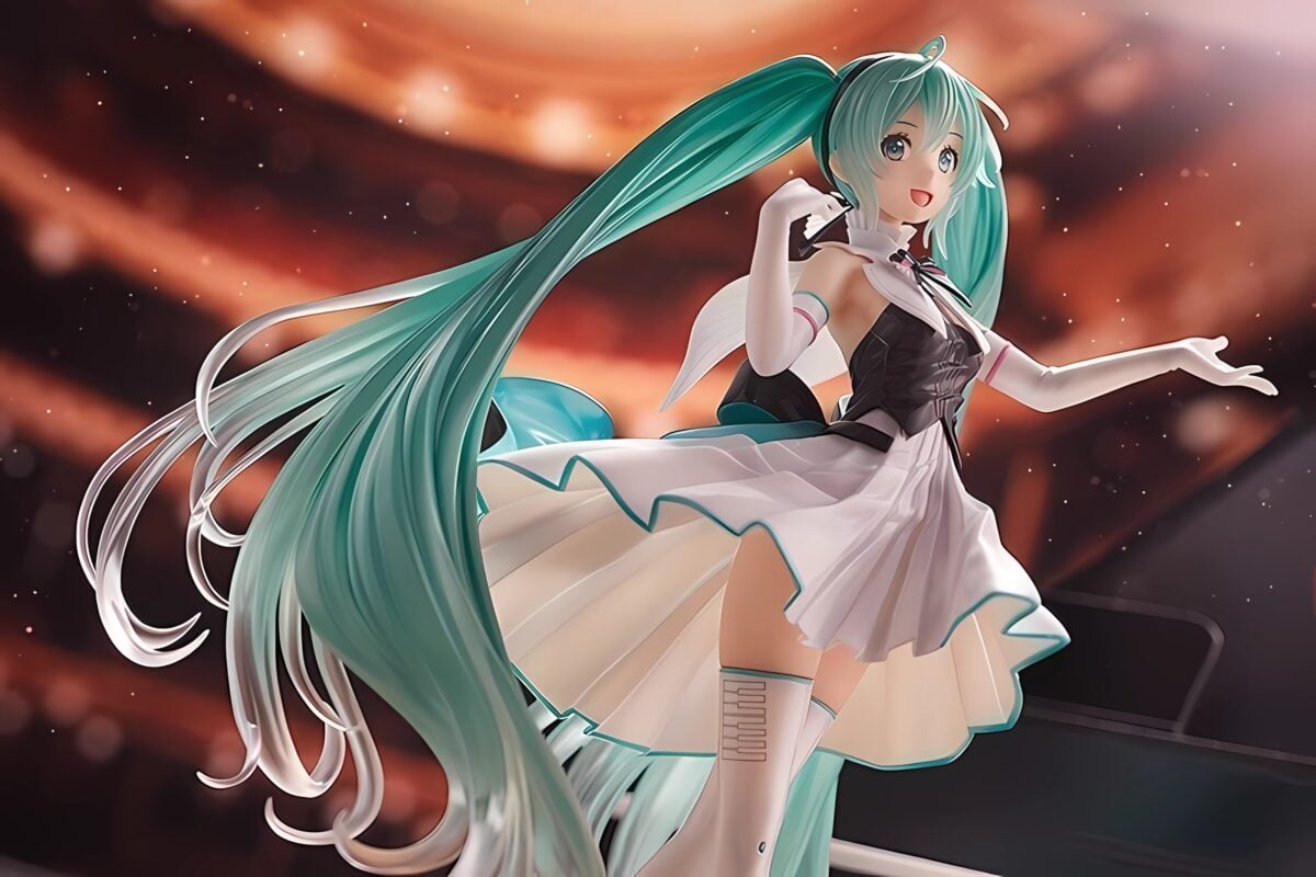 Good Smile Company Hatsune Miku Symphony 18 Scale Figure Promo Shot 02