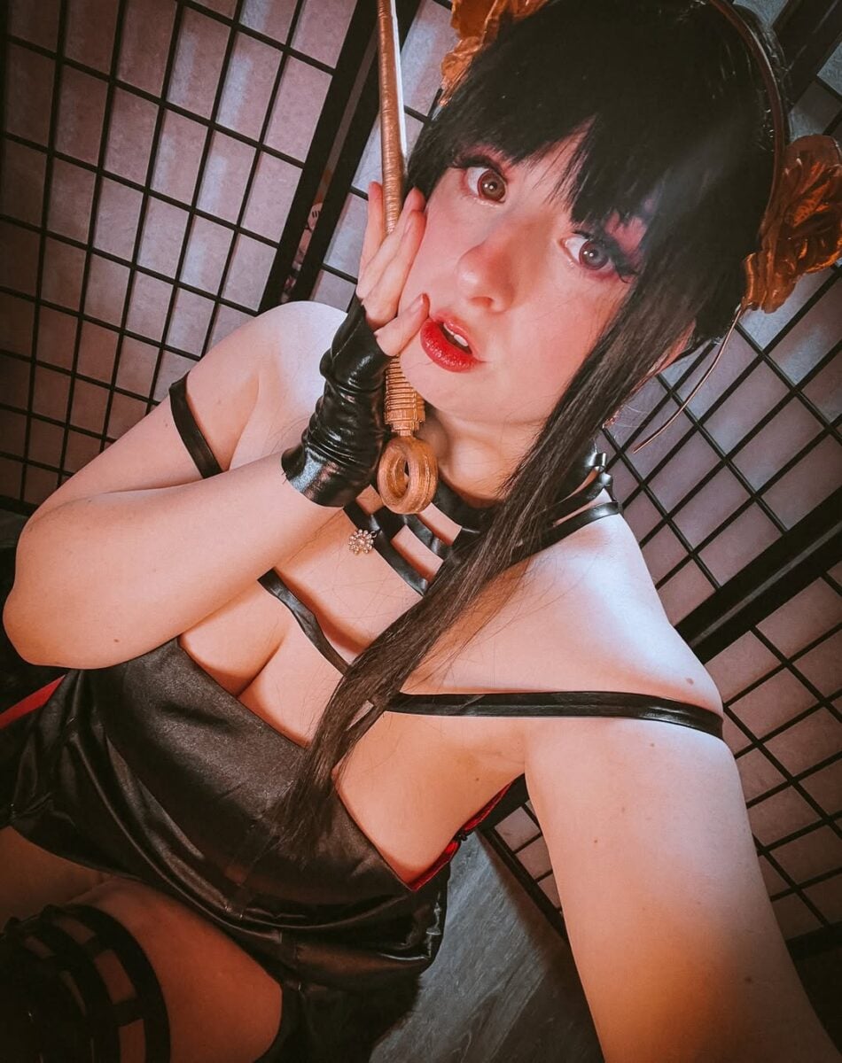 Pink Succubus Yor Forger Cosplay