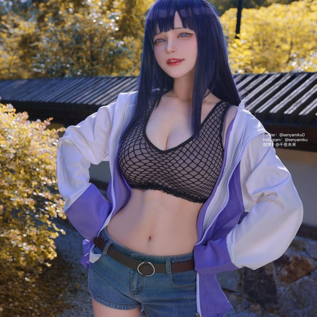 Senyamiku Hinata MILF Cosplay