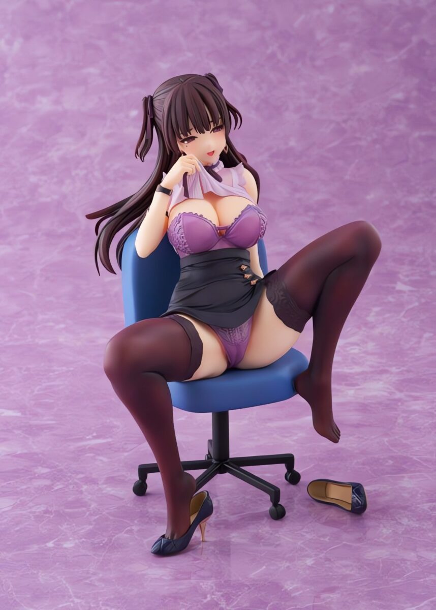 Bishops Rondo Azato Making+ Azato San 16 Figure Side View