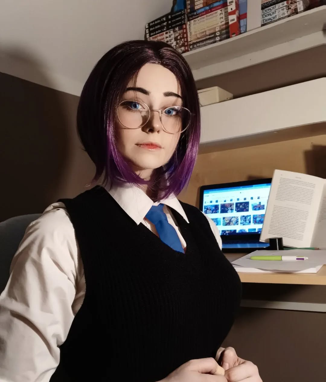 Elma in the Office Cosplay by Kate (K7Cos)