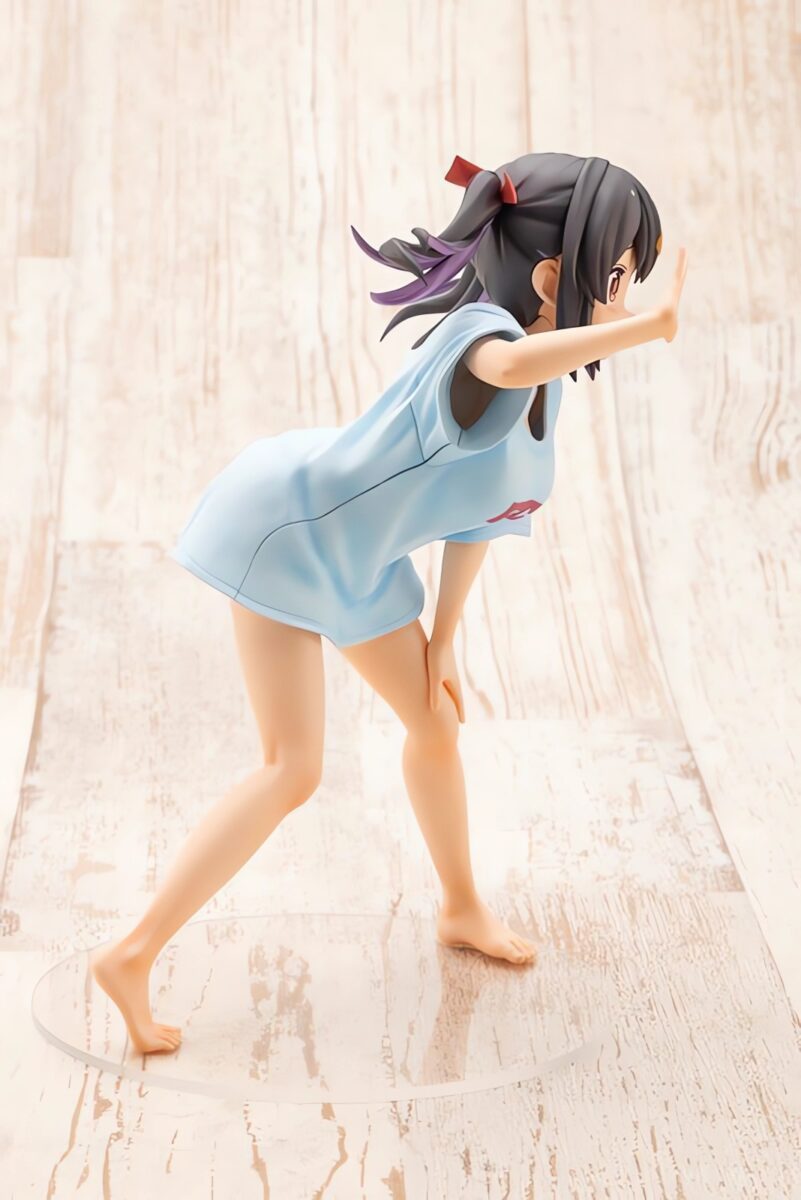 Kotobukiya's Mihari Oyama NEET T Shirt Figure Side View