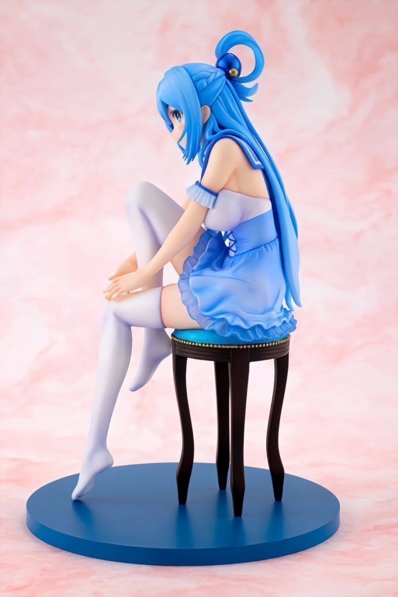 KD Colle Konosuba Negligee Figure Set Aqua Side View