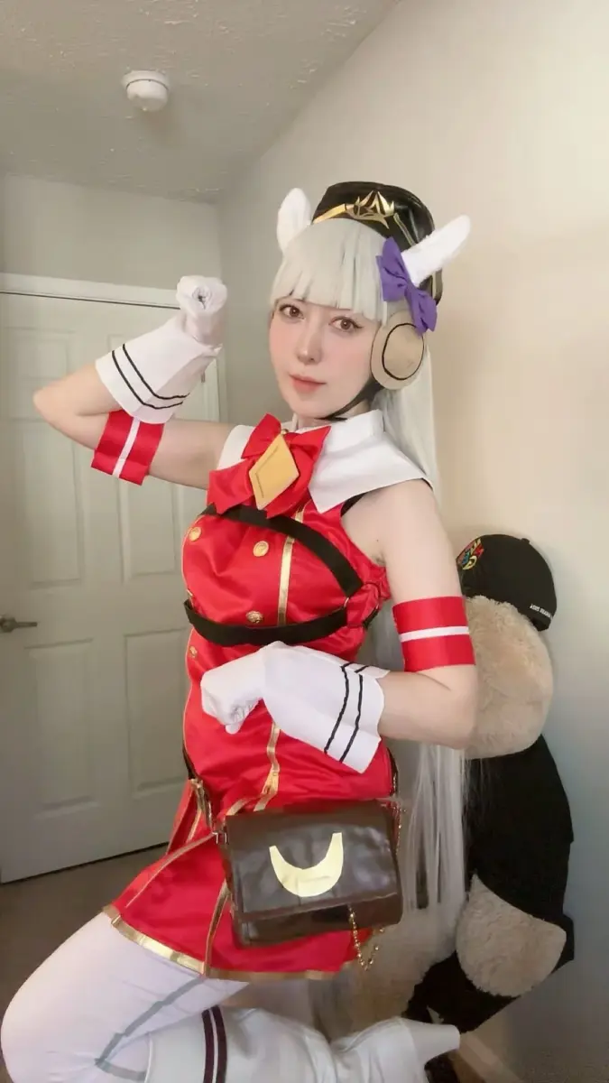 Celina with a super cute Gold Ship.