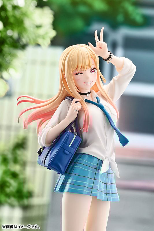 Marin Kitagawa Pop Up Figure